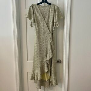 Chelsea 28 Wrap Dress by Nordstrom-Size S, Yellow with small,dotted pattern
